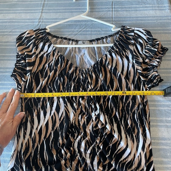 SALE!!!! Stylish Women's Black and Brown Topworthington top in size small - Picture 5 of 6